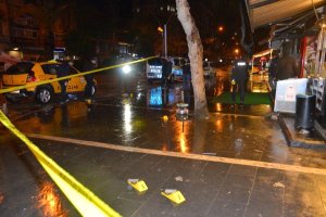  Bar Önünde Silahlı Saldırı: 1 Ölü, 1 Yaralı