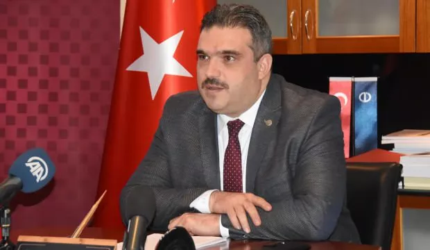 Anadolu Üniversitesi Rektörü istifa etti