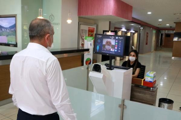 Adana'da oteller, normalleşme sonrası önlemlerle hizmet vermeye başladı