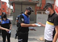  Adana polisinden broşürlü uyarı