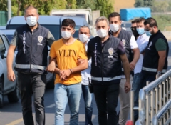 Adanada 'trafik kazası' kavgası