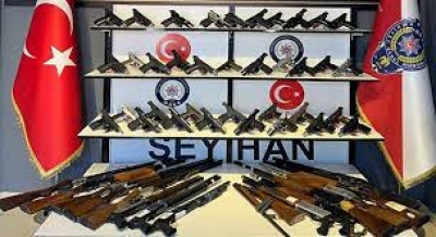 Adana'da  55 ruhsatsız silah ele geçirildi