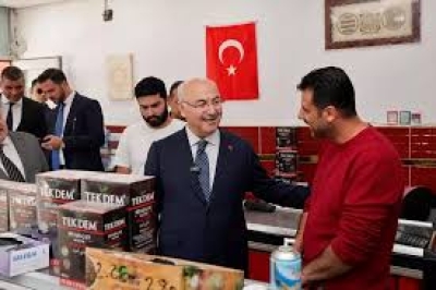 Cuma Namazı Sonrası Vatandaşlarla Buluştu