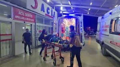 Kozan'da Motosiklet Kazası: İki Yaralı Kozan'da Motosiklet Kazası: İki Yaralı