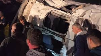 Ceyhan'da İşçi Servisi Devrildi 2 Kişi Yaralandı