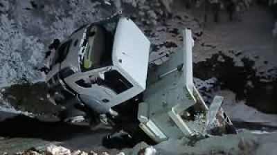 Karla Mücadele Ederken Devrildi