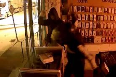 Adana'da Hırsızlık: 2 Şüpheli Tutuklandı