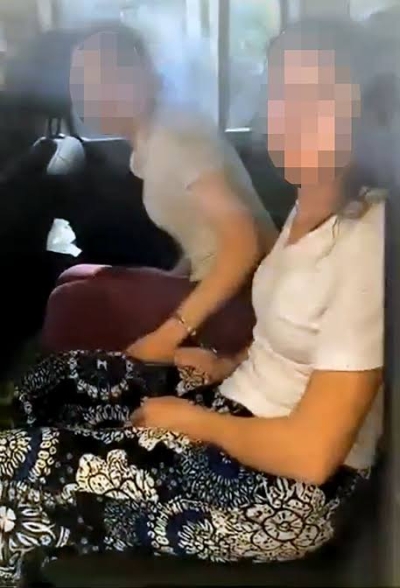 Eve girmeye çalışan 2 kadın, epilepsi krizi rolüyle yakayı ele verdi; tutuklandılar