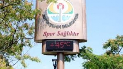 Adana'da termometreler 45 dereceyi gösterdi