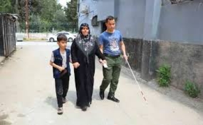 Görme Engelli Genç İçin Anneye Dava