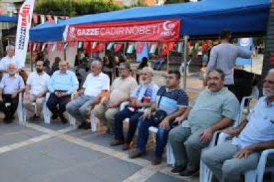 AGD Adana Şubesi'nden Gazze İçin Nöbet