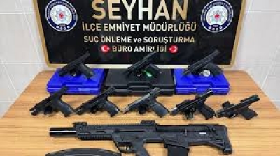 Polislerden Silah Satışı İddiası