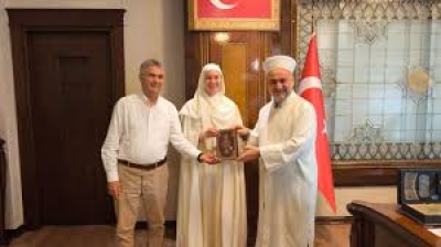 Polonyalı Martyna Kaminska, Adana'da Müslüman oldu