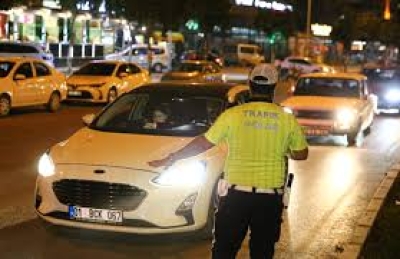 Adana'da 884 polisle Huzur ve Güven Uygulaması