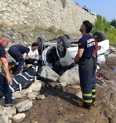 Aladağ'da Kaza: 2 Ölü, 1 Yaralı