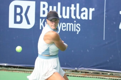 WTA 125 Adana Open'da tek Türk çifti Aksu-Mert, Rus rakiplerine 2-0 yenilerek elendi